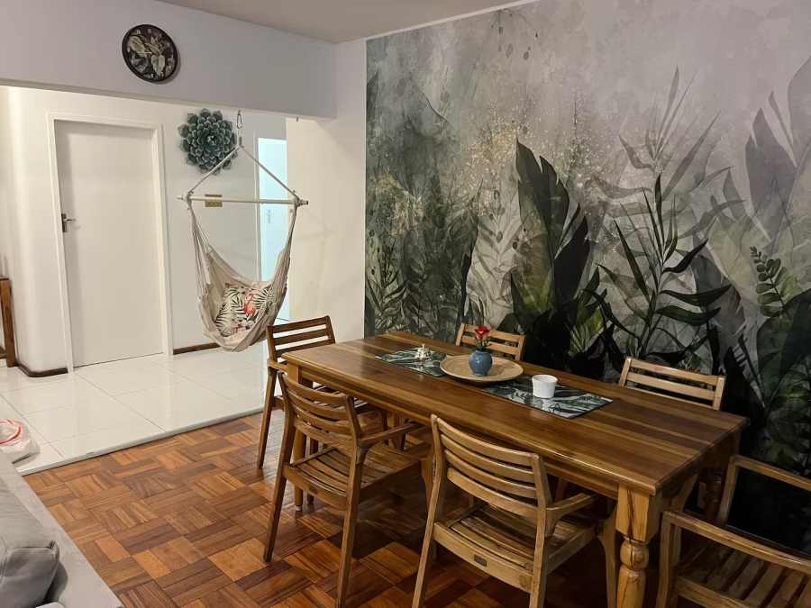 2 Bedroom Property for Sale in Sea Point Western Cape